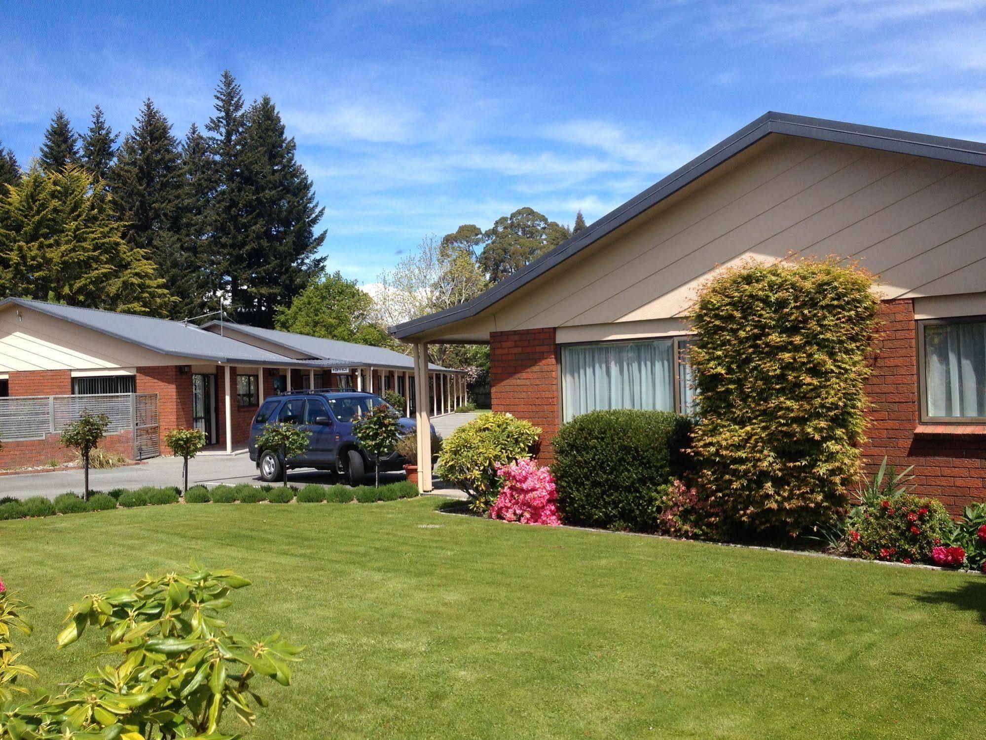 Arran Motel Te Anau Exterior foto